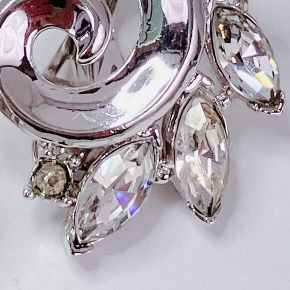 Vintage Signed Crown Trifari Mid Century Silver Tone Rhinestone Clip On Earrings - Picture 5 of 11